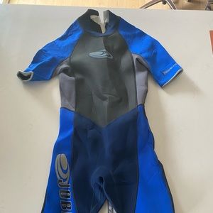 Size medium shorty wetsuit